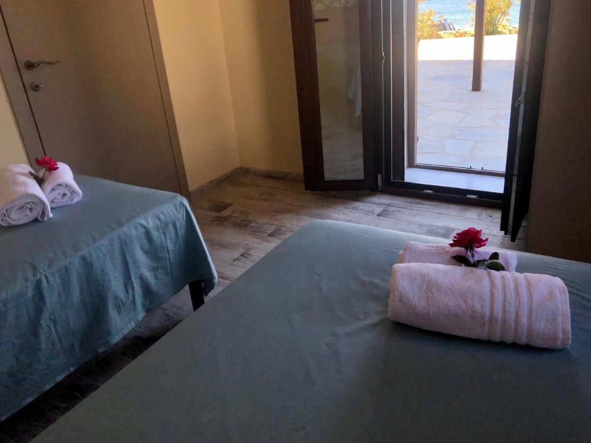 Seaside Villa Eleni โคเรฟตอน ภายนอก รูปภาพ